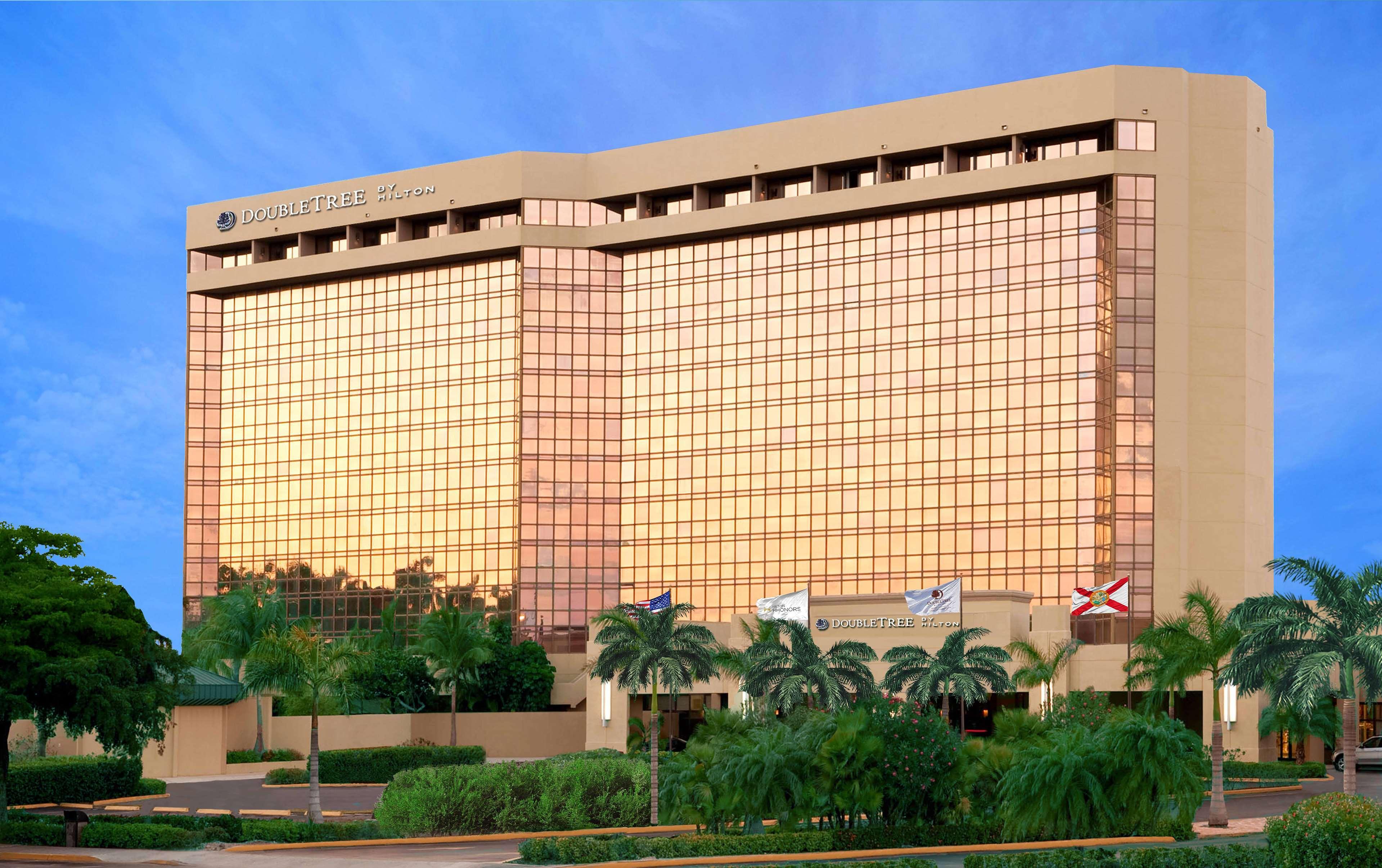 Doubletree By Hilton Hotel Miami Airport & Convention Center Miami Springs Bagian luar foto