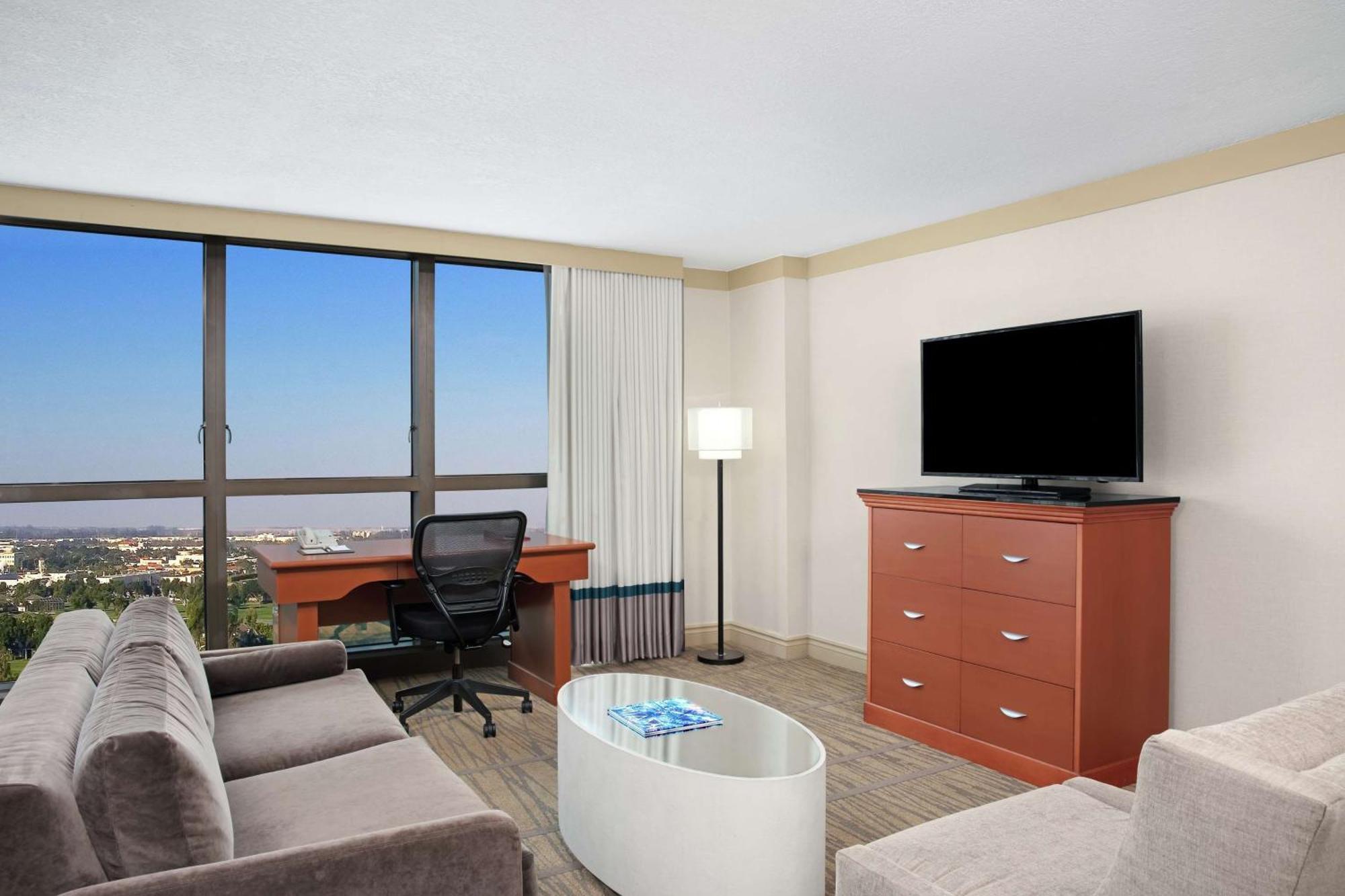 Doubletree By Hilton Hotel Miami Airport & Convention Center Miami Springs Bagian luar foto