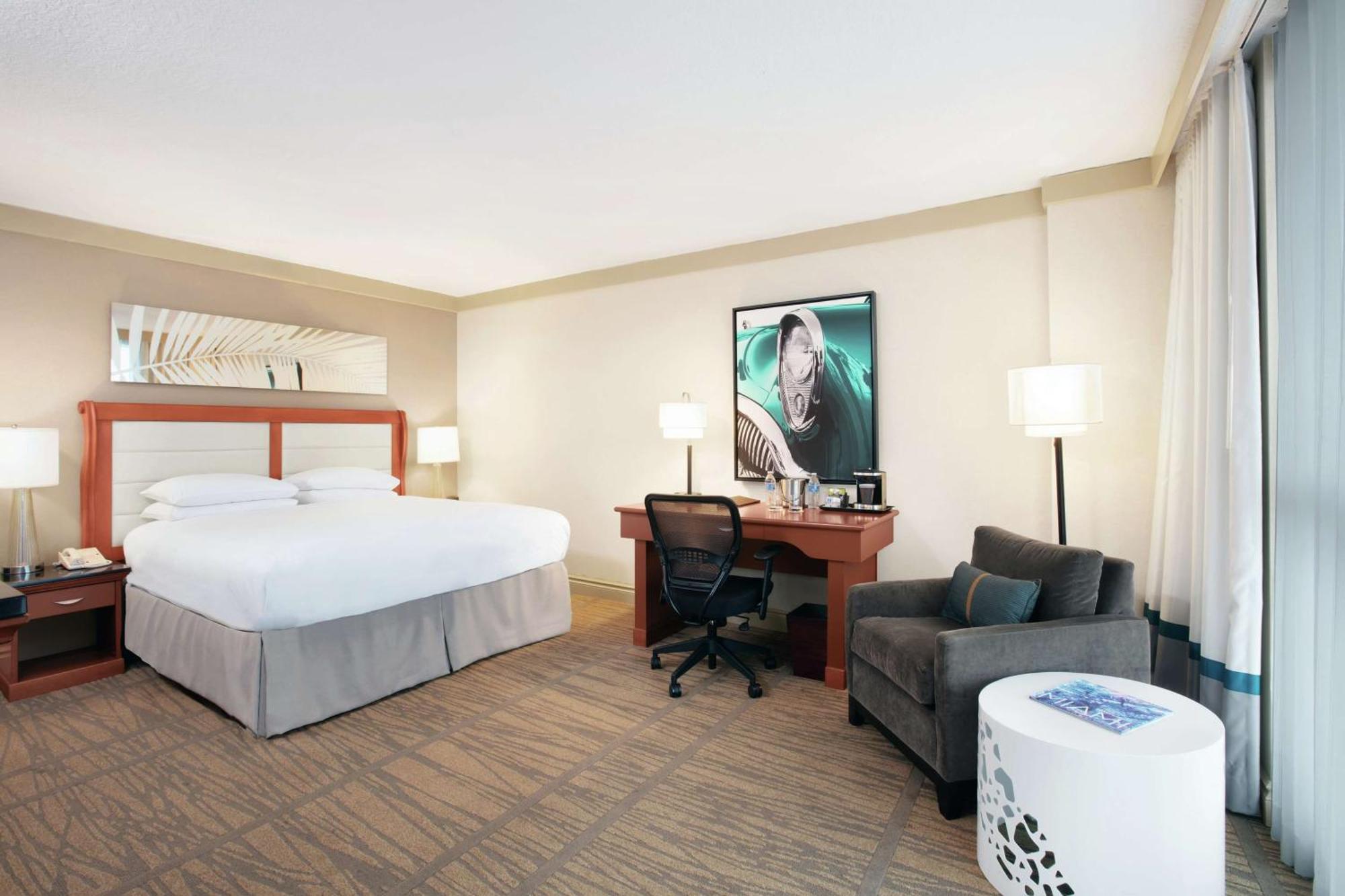 Doubletree By Hilton Hotel Miami Airport & Convention Center Miami Springs Bagian luar foto