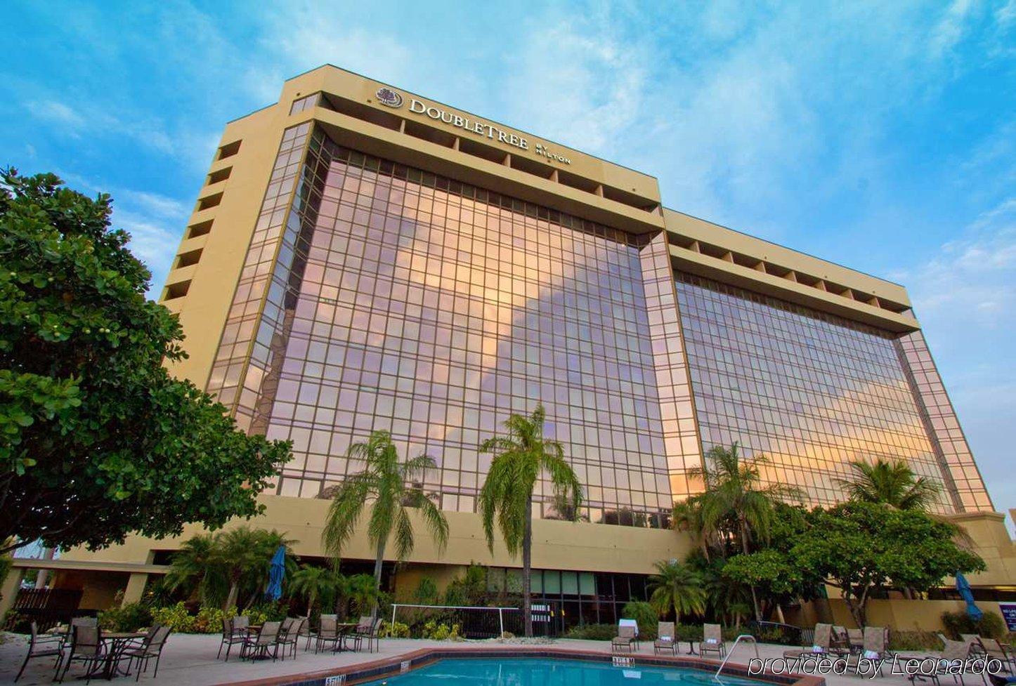 Doubletree By Hilton Hotel Miami Airport & Convention Center Miami Springs Bagian luar foto
